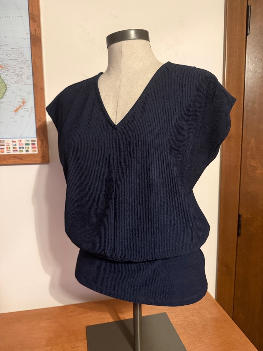 Ann Taylor Factory Deep Navy V-Neck Blouson Cap-Sleeve Top